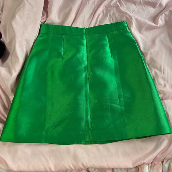 Green floral skirt with shorts - Picture 7 of 7